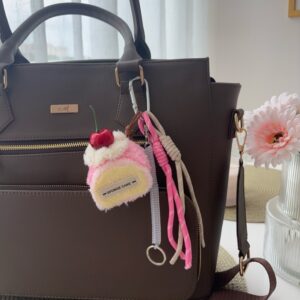 bag charm sponge cake rosa